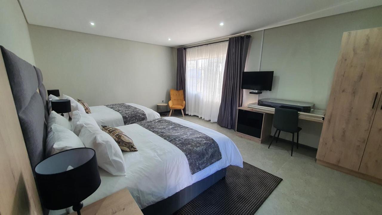 דורבן Luxe On Ridge Boutique Hotel מראה חיצוני תמונה