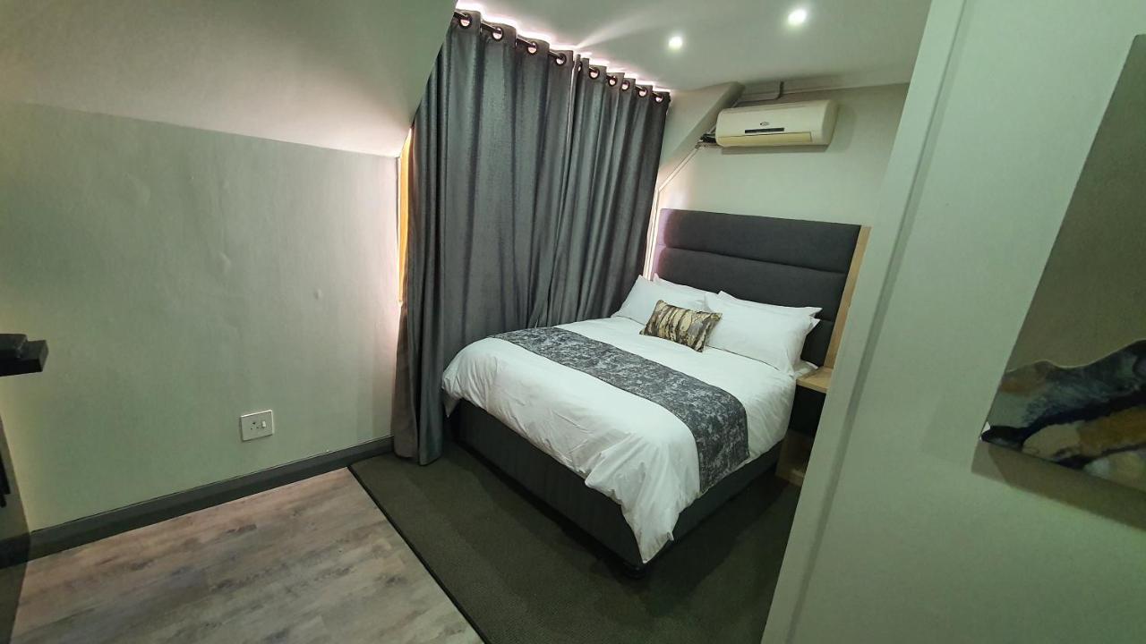 דורבן Luxe On Ridge Boutique Hotel מראה חיצוני תמונה