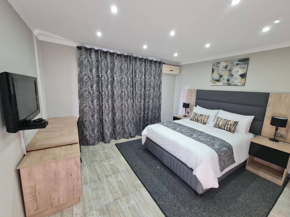 דורבן Luxe On Ridge Boutique Hotel מראה חיצוני תמונה